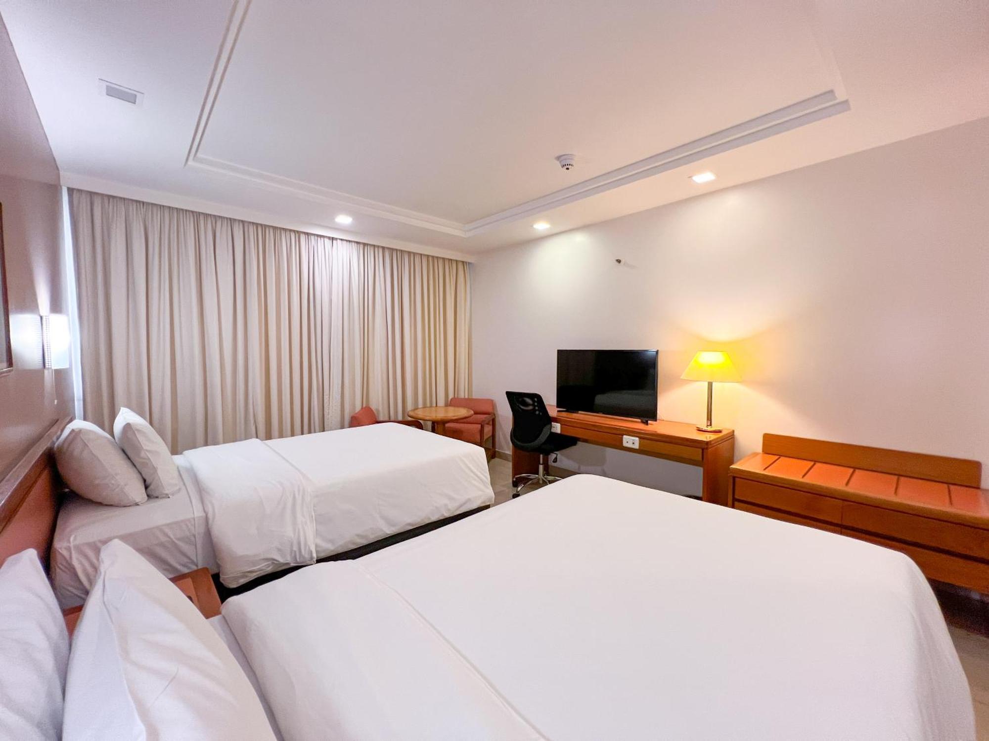 Castro'S Park Hotel Goiânia Zewnętrze zdjęcie